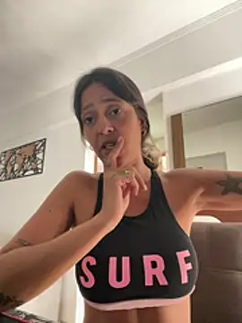 Gipoltergeist live sex cam