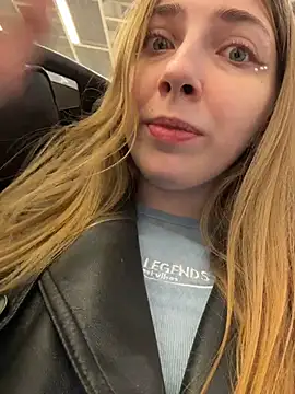 Sunny___Bunny live sex cam