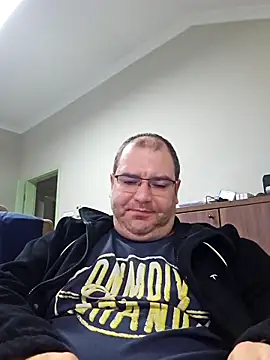 Andrew1900529 live sex cam