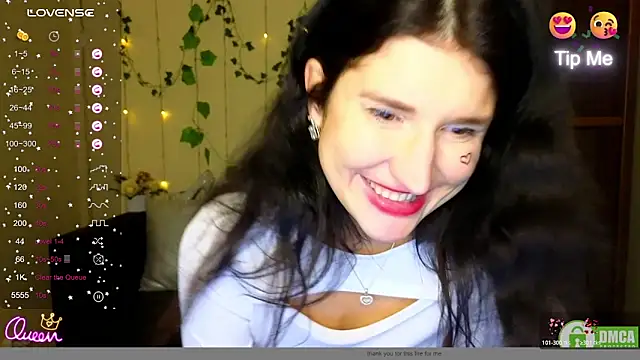 Alianna_Solo_Kisses's cam snapshot