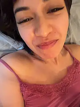 BitchyBratxxx live sex cam