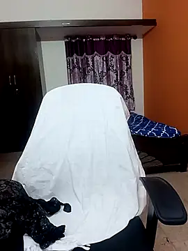 Chandini_Telugu's cam snapshot