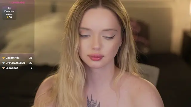 Cassy-Celestial_ live sex cam