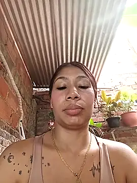 Rous-squir live sex cam