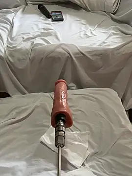 Cynddy's cam snapshot