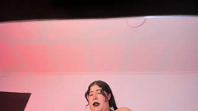 AmberiniHoffman's cam snapshot