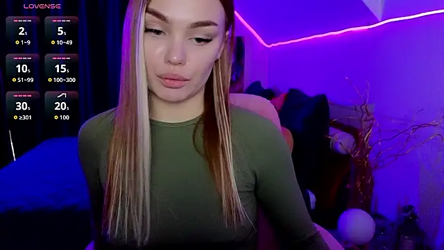 KitsyMoore's cam snapshot