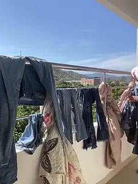 Lucy_strong1's cam snapshot