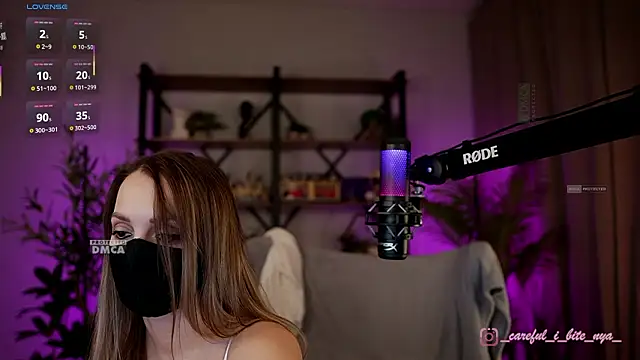 careful_i_bite_nya's cam snapshot