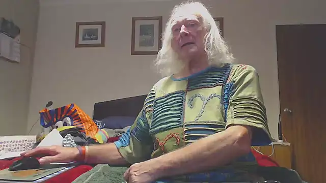 WaverlyKernow live sex cam