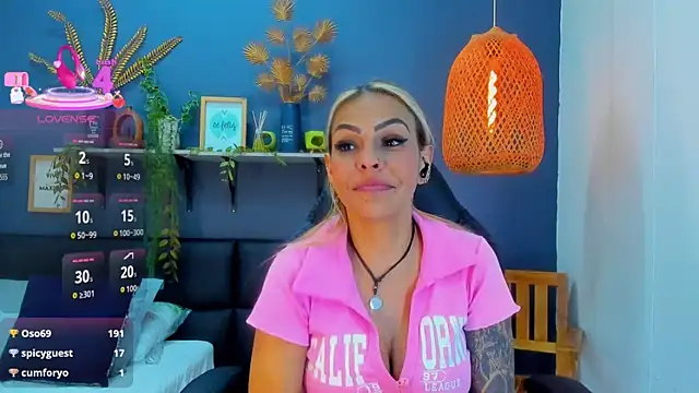 yessila_parker live sex cam