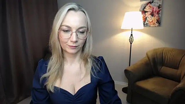 Ava_Elior's cam snapshot