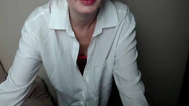 LiaSeass_'s cam snapshot