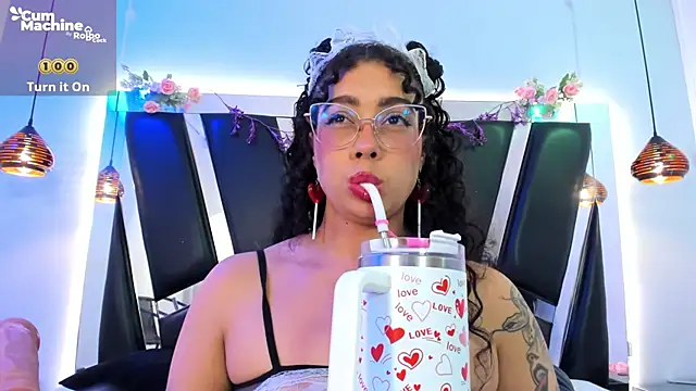 antonelllepiercee's cam snapshot