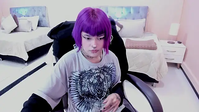 Bela_Craxkerr live sex cam