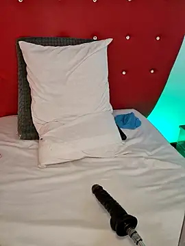 nicolette_rock's cam snapshot