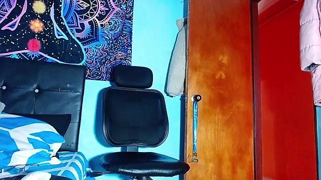 Techno_420_ live sex cam