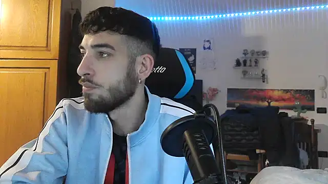 maestroboris95 live sex cam