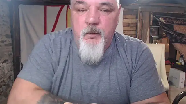 Newfiesausage1972 live sex cam