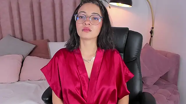 im_lily_'s cam snapshot