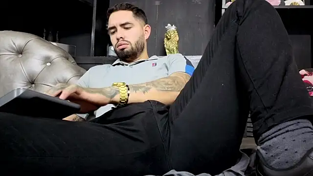 matteosantos live sex cam