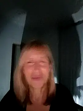 TrinaAdair's cam snapshot