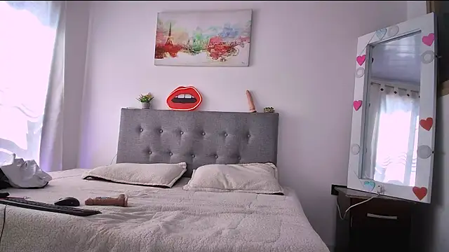 Sharlott_3's cam snapshot