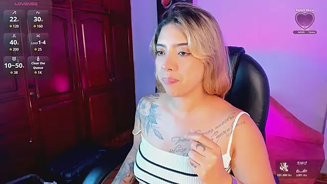 AnaFoxxx_'s cam snapshot