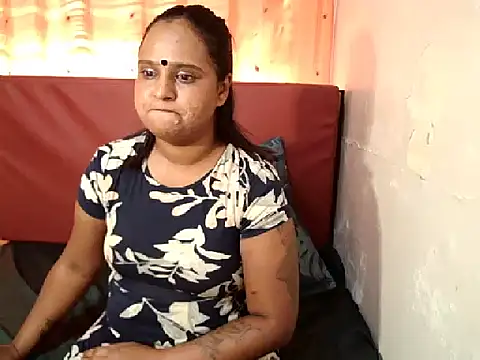 Indian_sunshine's cam snapshot