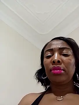 SEXYMOANSXX's cam snapshot