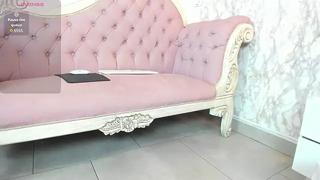 Mysterius_Woman's cam snapshot