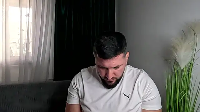 Gold_Alpha_Boy live sex cam