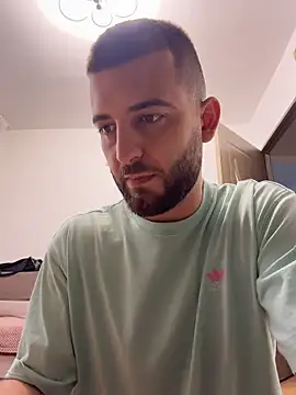 Pablo_Hornyguy95 live sex cam