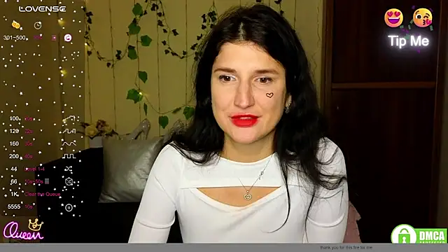 Alianna_Solo_Kisses live sex cam