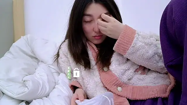 fioralba's cam snapshot