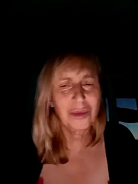 TrinaAdair's cam snapshot