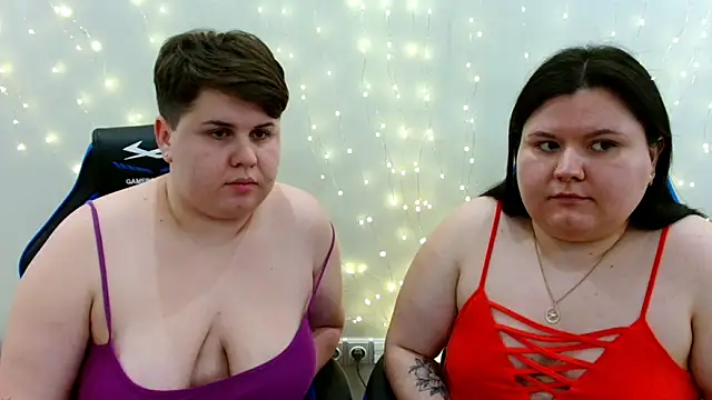 BeckyAndHellen live sex cam