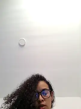 VelvetCurls's cam snapshot