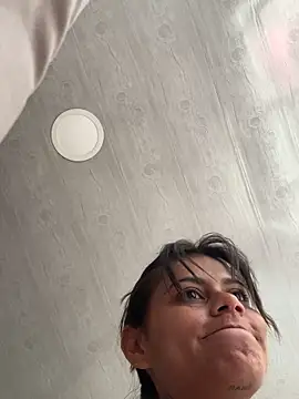 RachelWeisz_'s cam snapshot