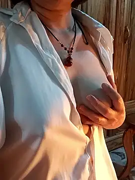 Myna_999 live sex cam