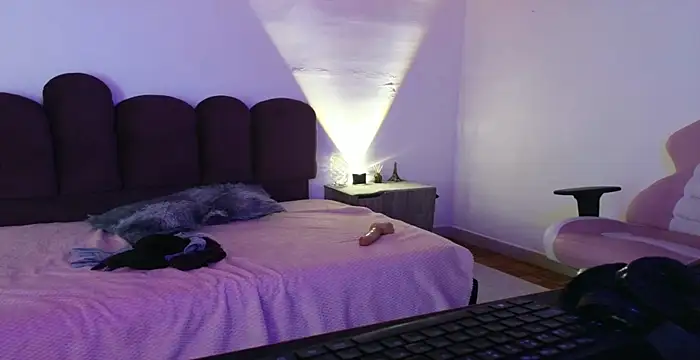 Miss_Victoria_11's cam snapshot