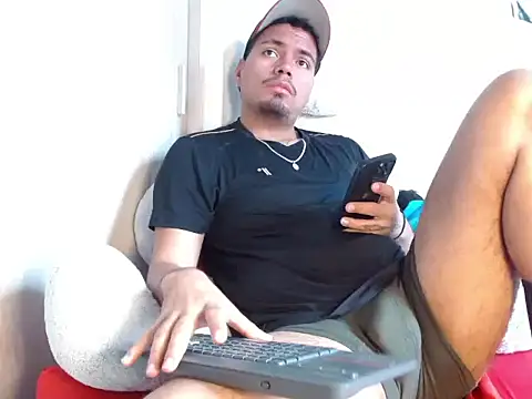 Henry_villa23 live sex cam