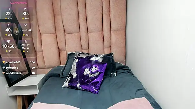 Issa_Milf__'s cam snapshot