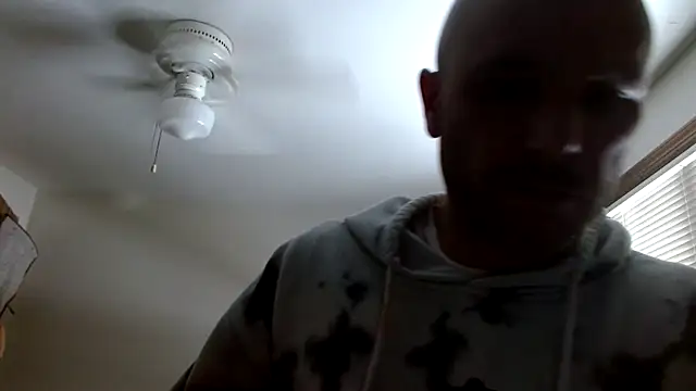 FrankieFuckMe live sex cam