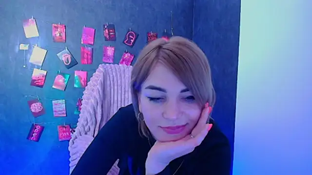 CuttieEmma's cam snapshot