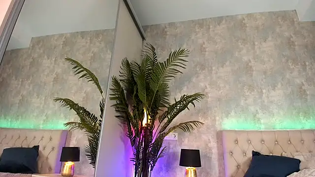 Rai_Raisa live sex cam