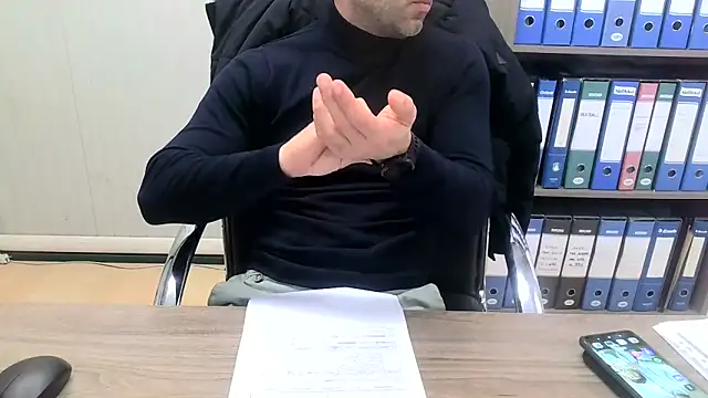 Evasionee live sex cam