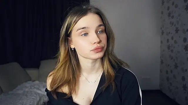 EarthaStinett's cam snapshot