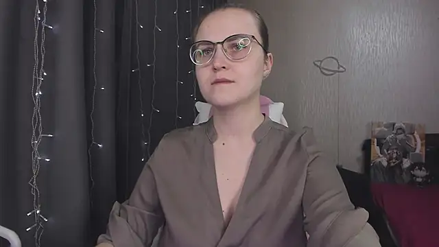 MissBrightShine's cam snapshot