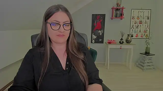 MistressDarrah's cam snapshot